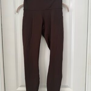 LULULEMON WUNDERTRAIN WITH POCKETS ESPRESSO size 6